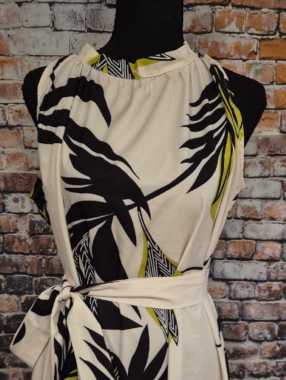 Sleeveless Cream Maxi Dress with Black & Yellow Leaf Print and Waist Tie - Picture 3 of 10